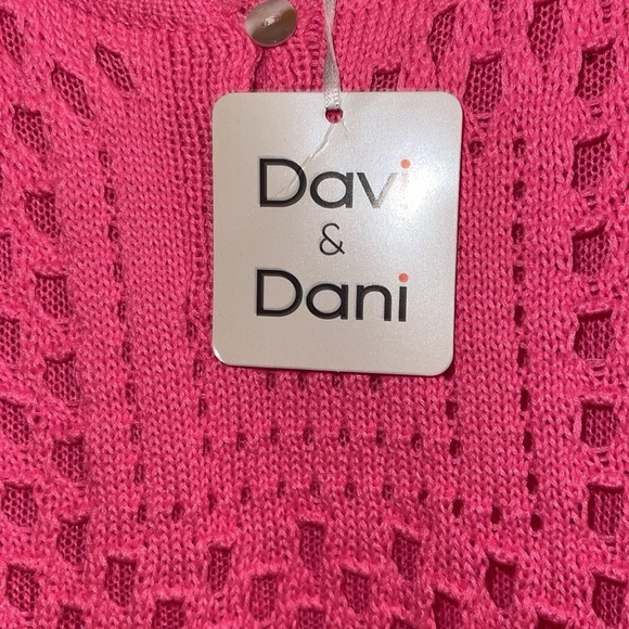 🌹NWT:DAVI & DANI ACAPULCO PEPLUM HEM SWEATER - Picture 2 of 8